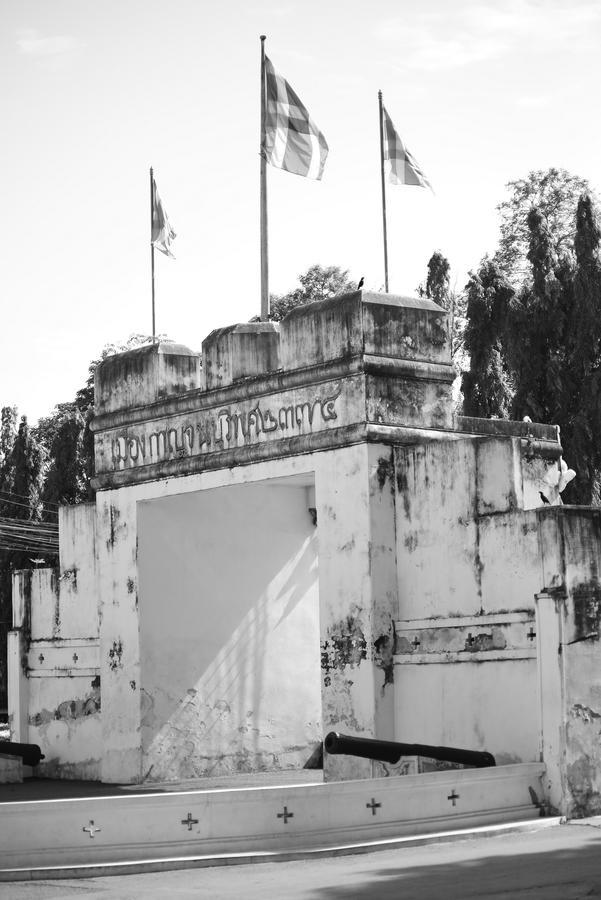 Ostello Bankaikow Kanchanaburi Esterno foto